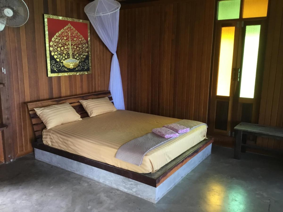 Chabalay Resort Ko Tao Exterior photo